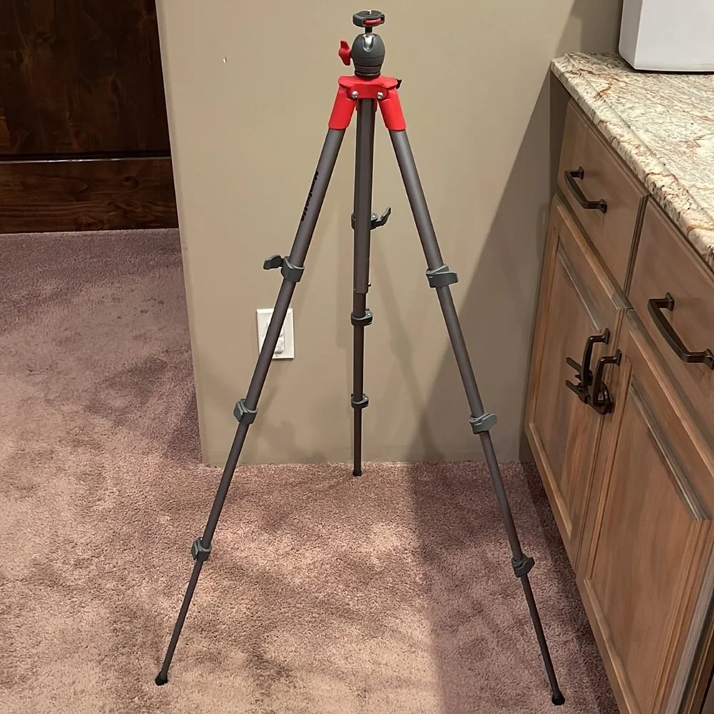 New! Manfrotto Compact Lightweight Aluminum Tripod